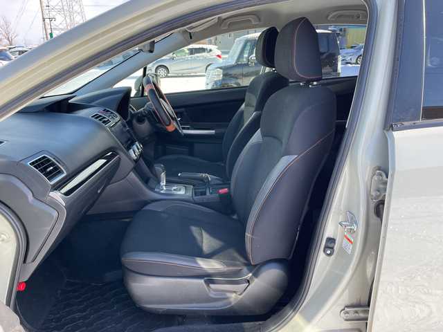 スバル インプレッサ ＸＶ 2．0i アイサイト 道央・札幌 2016(平28)年 9万km デザートカーキ ４WD/社外SDナビ/CD/DVD/BT/フルセグ/アイサイト/衝突被害軽減ブレーキ/横滑り防止装置/レーダークルーズコントロール/レーンキープアシスト/バックカメラ/ビルトインETC/アイドリングストップ/SI-DRIVE/パドルシフト/リモコンキー/LEDヘッドライト/オートライト/オートハイビーム/フォグランプ/電動格納ミラー/ウィンカーミラー/純正ラバーフロアマット/スペアキー