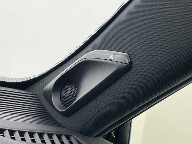 トヨタ ハリアー ハイブリッド Z レザーパッケージ 愛知県 2022(令4)年 2.5万km ブラック モデリスタ製フルエアロ/純正12.3インチナビ/(Bluetooth/USB/フルセグTV/FM/AM)/アラウンドビューモニター/JBLサウンドシステム/デジタルインナーミラー/ヘッドアップディスプレイ/トヨタセーフティセンス/・プリクラッシュセーフティ/・レーンキープアシスト/・オートマチックハイビーム/・ブラインドスポットモニター/・アダプティブクルーズコントロール/電動パーキングブレーキ/ブレーキホールド/ステアリングヒーター/レザーシート/前席シートヒーター/前席エアーシート/電動リアゲート/ビルトインETC2.0/スマートキー/プッシュスタート/LEDヘッドライト/オートライト/フロントフォグランプ/純正19インチアルミホイール/純正フロアマット/革巻きステアリング/横滑り防止装置