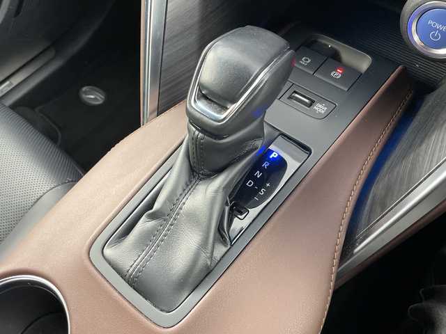 トヨタ ハリアー ハイブリッド Z レザーパッケージ 愛知県 2022(令4)年 2.5万km ブラック モデリスタ製フルエアロ/純正12.3インチナビ/(Bluetooth/USB/フルセグTV/FM/AM)/アラウンドビューモニター/JBLサウンドシステム/デジタルインナーミラー/ヘッドアップディスプレイ/トヨタセーフティセンス/・プリクラッシュセーフティ/・レーンキープアシスト/・オートマチックハイビーム/・ブラインドスポットモニター/・アダプティブクルーズコントロール/電動パーキングブレーキ/ブレーキホールド/ステアリングヒーター/レザーシート/前席シートヒーター/前席エアーシート/電動リアゲート/ビルトインETC2.0/スマートキー/プッシュスタート/LEDヘッドライト/オートライト/フロントフォグランプ/純正19インチアルミホイール/純正フロアマット/革巻きステアリング/横滑り防止装置