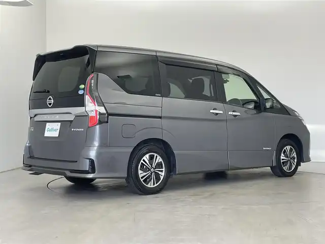 日産 セレナ e－パワー ハイウェイスター V 埼玉県 2020(令2)年 5.4万km ダークメタルグレー 純正９型ナビ　フリップダウンモニター　アラウンドビューモニター　両側パワースライドドア　BSM　ＬＥＤライト　ドライブレコーダー　ビルトインＥＴＣ　クルーズコントロール　純正アルミ　純正フロアマット　地デジＴＶ　スマートキー　オートライト
