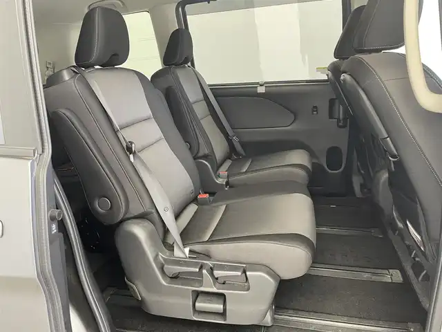 日産 セレナ e－パワー ハイウェイスター V 埼玉県 2020(令2)年 5.4万km ダークメタルグレー 純正９型ナビ　フリップダウンモニター　アラウンドビューモニター　両側パワースライドドア　BSM　ＬＥＤライト　ドライブレコーダー　ビルトインＥＴＣ　クルーズコントロール　純正アルミ　純正フロアマット　地デジＴＶ　スマートキー　オートライト
