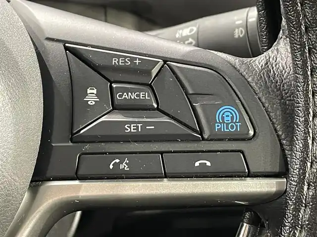 日産 セレナ ハイウェイスター V 宮崎県 2021(令3)年 2.8万km ダイヤモンドブラック 純正９インチナビ/（Bluetooth/フルセグTV/DVD・Blu-ray再生）　/純正フリップダウンモニター　/プロパイロット　/両側電動スライドドア　/アラウンドビューモニター　/ビルトインＥＴＣ　/デジタルインナーミラー　/ブラインドスポットモニター　/ドライブレコーダー