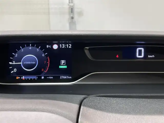 日産 セレナ ハイウェイスター V 宮崎県 2021(令3)年 2.8万km ダイヤモンドブラック 純正９インチナビ/（Bluetooth/フルセグTV/DVD・Blu-ray再生）　/純正フリップダウンモニター　/プロパイロット　/両側電動スライドドア　/アラウンドビューモニター　/ビルトインＥＴＣ　/デジタルインナーミラー　/ブラインドスポットモニター　/ドライブレコーダー