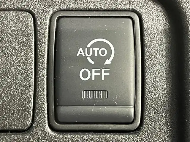 日産 セレナ ハイウェイスター V 宮崎県 2021(令3)年 2.8万km ダイヤモンドブラック 純正９インチナビ/（Bluetooth/フルセグTV/DVD・Blu-ray再生）　/純正フリップダウンモニター　/プロパイロット　/両側電動スライドドア　/アラウンドビューモニター　/ビルトインＥＴＣ　/デジタルインナーミラー　/ブラインドスポットモニター　/ドライブレコーダー