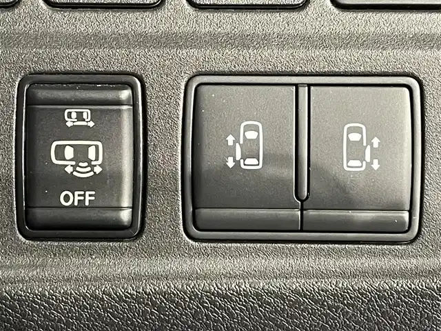 日産 セレナ ハイウェイスター V 宮崎県 2021(令3)年 2.8万km ダイヤモンドブラック 純正９インチナビ/（Bluetooth/フルセグTV/DVD・Blu-ray再生）　/純正フリップダウンモニター　/プロパイロット　/両側電動スライドドア　/アラウンドビューモニター　/ビルトインＥＴＣ　/デジタルインナーミラー　/ブラインドスポットモニター　/ドライブレコーダー