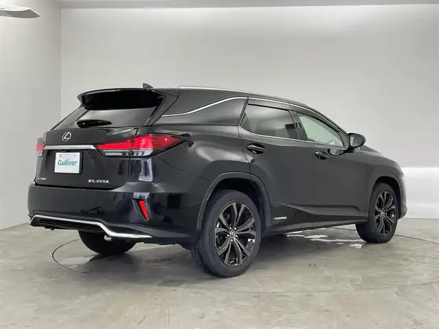レクサス ＲＸ 450hL 埼玉県 2021(令3)年 3.5万km グラファイトブラックガラスフレーク サンルーフ/純正ナビ/（AF/FM/CD/DVD/SD/サウンドライブラリ/Bluetooth/フルセグTV）/衝突軽減/横滑り防止/レーンキープ/オートホールド/クルーズコントロール追従あり/ヘッドアップディスプレイ/オートライト/オートマチックハイビーム/フォグランプ/パワーバックドア/ハンドルヒーター/パドルシフト/ハンズフリー/シートメモリー/パワーシート/ヒートシーター/ベンチレーション/アラウンドビューバックモニター/後部座席モニター×2/ドライブレコーダー（前後）/ビルドインETC/純正フロアマット/純正アルミホイール/プッシュスタート/LEDライト/ルーフレール/保証書/取扱説明書
