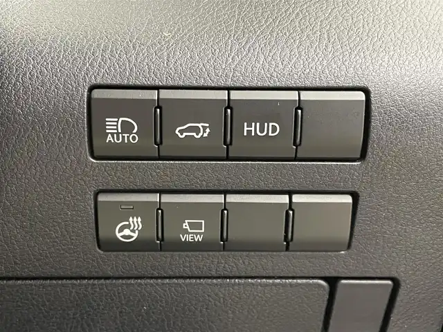 レクサス ＲＸ 450hL 埼玉県 2021(令3)年 3.5万km グラファイトブラックガラスフレーク サンルーフ/純正ナビ/（AF/FM/CD/DVD/SD/サウンドライブラリ/Bluetooth/フルセグTV）/衝突軽減/横滑り防止/レーンキープ/オートホールド/クルーズコントロール追従あり/ヘッドアップディスプレイ/オートライト/オートマチックハイビーム/フォグランプ/パワーバックドア/ハンドルヒーター/パドルシフト/ハンズフリー/シートメモリー/パワーシート/ヒートシーター/ベンチレーション/アラウンドビューバックモニター/後部座席モニター×2/ドライブレコーダー（前後）/ビルドインETC/純正フロアマット/純正アルミホイール/プッシュスタート/LEDライト/ルーフレール/保証書/取扱説明書