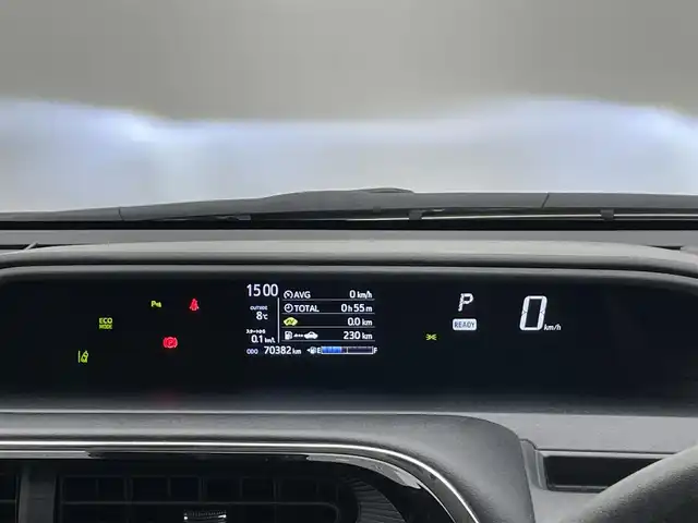 トヨタ アクア S スタイルブラック 長崎県 2018(平30)年 7.1万km ホワイトパールクリスタルシャイン 純正メモリナビ　フルセグＴＶ　Ｂｌｕｅｔｏｏｔｈ　バックカメラ　プッシュスタート　セーフティセンス　衝突軽減　車線逸脱　オートライト　オートハイビーム　ＥＴＣ　純正フロアマット　ドアバイザー　禁煙車