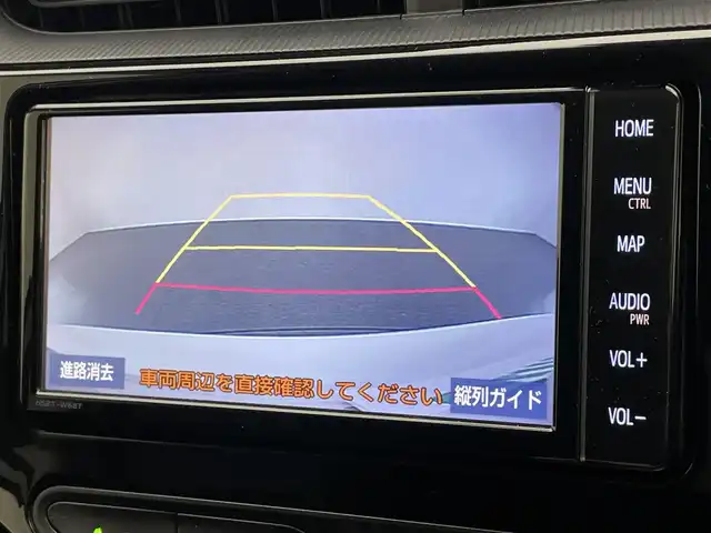 トヨタ アクア S スタイルブラック 長崎県 2018(平30)年 7.1万km ホワイトパールクリスタルシャイン 純正メモリナビ　フルセグＴＶ　Ｂｌｕｅｔｏｏｔｈ　バックカメラ　プッシュスタート　セーフティセンス　衝突軽減　車線逸脱　オートライト　オートハイビーム　ＥＴＣ　純正フロアマット　ドアバイザー　禁煙車