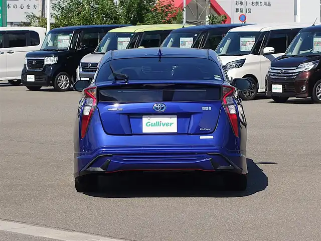 トヨタ プリウス S ツーリングセレクション 山形県 2017(平29)年 6万km ダークブルーマイカM 4WD/モデリスタエアロ/純正SDナビ/　　【CD DVD BT フルセグ】/バックカメラ/LEDオートヘッドライト/ソフトレザーシート/シートヒーター/純正17インチアルミホイール/ドライブレコーダー/アイドリングストップ/ステアリングスイッチ/電動格納ウィンカーミラー/フォグランプ/スマートキー