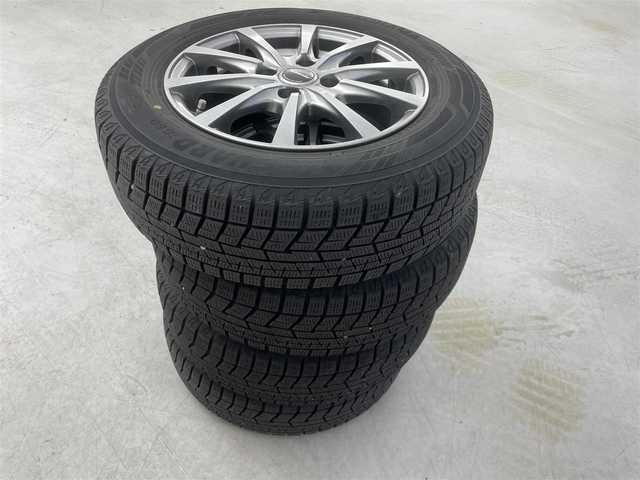 ホンダ フィット 13G L ホンダセンシング 群馬県 2019(令1)年 4.2万km クリスタルブラックパール 社外ナビ(CN-RE05D)/AM/FM/CD/DVD/BT/フルセグ/バックカメラ/ETC/ホンダセンシング/・衝突軽減ブレーキ〈CMBS〉/・誤発進抑制機能/・歩行者事故低減ステアリング/・路外逸脱抑制機能/・ACC〈アダプティブ・クルーズ・コントロー〉/・LKAS〈車線維持支援システム〉/・先行車発進お知らせ機能/・標識認識機能/アイドリングストップ/LEDヘッドライト/175/70R14 アルミホイール付きスタッドレスタイヤ4本車載/スマートキー/プッシュスタート
