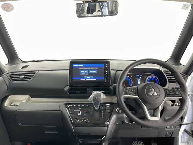 三菱 デリカミニ T プレミアム 長野県 2025(令7)年 0.1万km未満 パールⅡ 4WD/届出済未使用車/純正ディスプレイオーディオ&USB&BT/e-Assist/アダプティブクルーズコントロール/レーンキープアシスト/衝突軽減ブレーキ/アイドリングストップ/オートマチックハイビーム/速度標識表示/道路標識表示/先行車発進告知/デジタルインナーミラー/両側パワースライドドア/ハンズフリーオートスライドドア/ハーフレザーシート/前席シートヒーター/ステアリングスイッチ/ステアリングヒーター/パドルシフト/2列目サンシェード/全方位カメラ/LEDヘッドライト/オートライト/フロントフォグランプ/電動格納ミラー/ウィンカーミラー/電動ホールド/オートホールド/純正15インチAW装着/プッシュスタート/スマートキー/スペアキー1本/取扱説明書/保証書