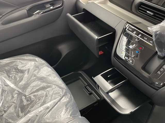 三菱 デリカミニ T プレミアム 長野県 2025(令7)年 0.1万km未満 パールⅡ 4WD/届出済未使用車/純正ディスプレイオーディオ&USB&BT/e-Assist/アダプティブクルーズコントロール/レーンキープアシスト/衝突軽減ブレーキ/アイドリングストップ/オートマチックハイビーム/速度標識表示/道路標識表示/先行車発進告知/デジタルインナーミラー/両側パワースライドドア/ハンズフリーオートスライドドア/ハーフレザーシート/前席シートヒーター/ステアリングスイッチ/ステアリングヒーター/パドルシフト/2列目サンシェード/全方位カメラ/LEDヘッドライト/オートライト/フロントフォグランプ/電動格納ミラー/ウィンカーミラー/電動ホールド/オートホールド/純正15インチAW装着/プッシュスタート/スマートキー/スペアキー1本/取扱説明書/保証書