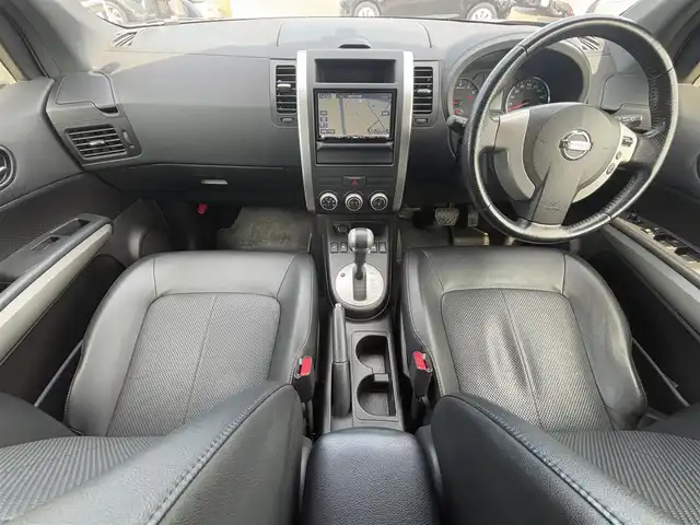 日産 エクストレイル 20Xtt 徳島県 2013(平25)年 10.9万km ダイヤモンドブラック 7型メモリナビ　NX615 /　AM/FM/Bluetooth/フルセグTV/SD/DISC/USB/フォグライト/ヒッチメンバー/クルーズコントロール/バックカメラ/ETC/スマートキー/純正18インチアルミホイール/オートライト/全席シートヒーター/ダウンヒルアシストコントロール/取扱説明書