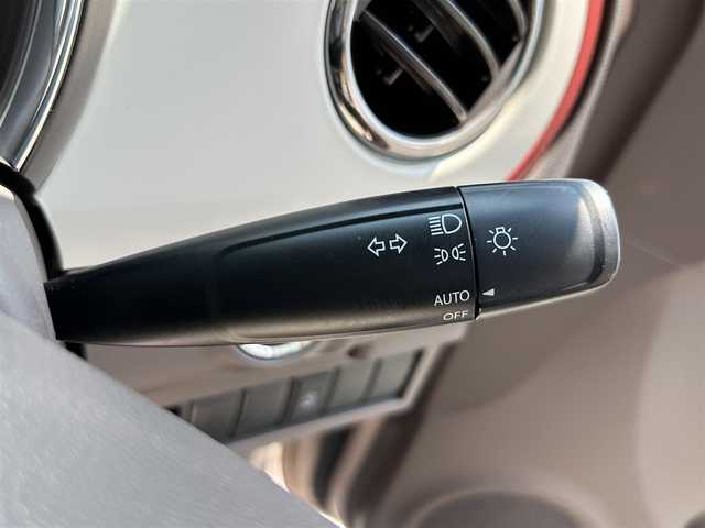 スズキ ラパン ショコラ X 鳥取県 2015(平27)年 6.6万km シャンパンピンクPM 純正ＣＤオーディオ/専用レザーシート/専用革巻きハンドル/キセノンライト/プッシュスタート/純正アルミホイール/プッシュスタート/アイドリングストップ/ウィンカーミラー/電動格納ミラー/オートライト/ドアバイザー/フロアマット