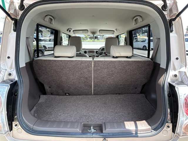スズキ ラパン ショコラ X 鳥取県 2015(平27)年 6.6万km シャンパンピンクPM 純正ＣＤオーディオ/専用レザーシート/専用革巻きハンドル/キセノンライト/プッシュスタート/純正アルミホイール/プッシュスタート/アイドリングストップ/ウィンカーミラー/電動格納ミラー/オートライト/ドアバイザー/フロアマット