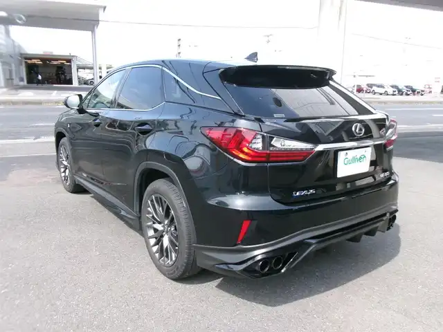 レクサス ＲＸ 300 Fスポーツ 群馬県 2018(平30)年 2.8万km グラファイトブラックガラスフレーク TRDエアロ＆マフラー/ムーンルーフ/レザーシート（赤）/シートヒーター＆ベンチレーター/Lexus Safety System+/ブラインドスポットモニター/純正ナビ・フルセグTV・BT・BD・DVD/パノラミックビューモニター/パワーバックドア/ヘッドアップディスプレイ/ステアリングヒーター/ビルトインETC2.0/スマートキー×2＆カードキー/保証書＆取説
