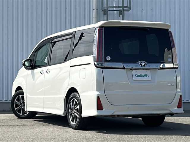 トヨタ ノア Si ダブルバイビーⅡ 愛媛県 2019(令1)年 7.9万km ラグジュアリーホワイトパールクリスタルシャインガラスフレーク 純正SDナビ/ETＣ/ドライブレコーダー前後/純正１６インチアルミ/コーナーセンサー前後/純正フロアマット/クルーズコントロール/バックカメラ/ハーフレザー/両側パワースライドドア/ウォークスルー/フルセグTV/Bluetooth/スマートキー/スペアキー/レーンキープアシスト/オートライト/オートLEDヘッドライト/保証書/取扱説明書
