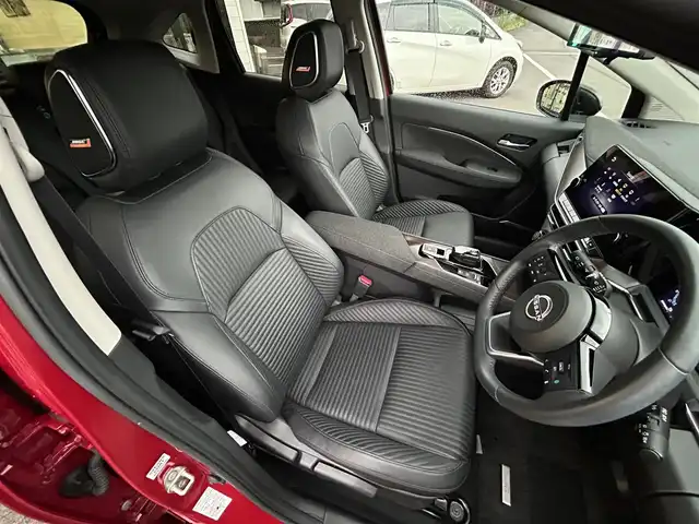 日産 オーラ G レザーエディション 愛媛県 2022(令4)年 1.9万km ガーネットレッド/スーパーブラック 2トーン 純正9型NissanConnectナビ/BOSEパーソナルプラスサウンドシステム/全周囲カメラ/プロパイロット/純正ドライブレコーダー/インテリジェントルームミラー/ブラインドスポットモニター/ワイヤレス充電/クリアランスソナー/電動パーキングブレーキ/AutoHold/電格ミラー/ステアリングリモコン/ISOFIX/現状サマー(純正AW)(205/50/R17)/BRIDGESTONE TURANZA T005A