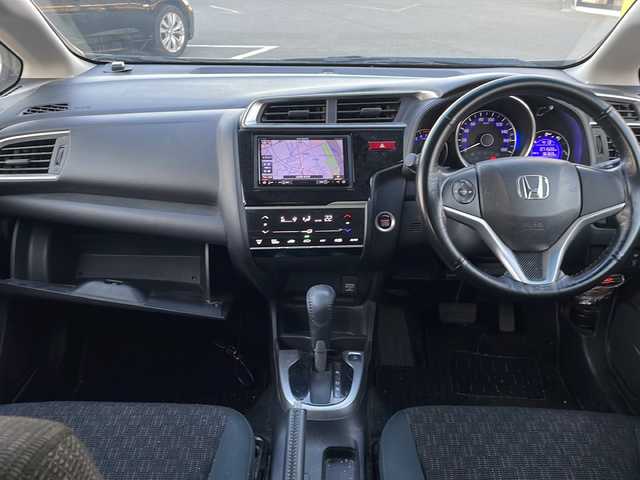 ホンダ フィット 13G FパックコンフォートED 山形県 2017(平29)年 7.2万km プレミアムピンクP 純正SDナビ/（AM/FM/TV/CD/DVD/SD）/社外ドライブレコーダー/ETC/社外AW/社外フロアマット/フロントワイパーデアイサー/シートヒーター/ステアリングスイッチ/電動格納ウインカーミラー/LEDヘッドライト