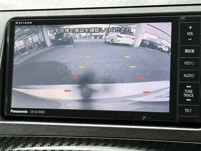 トヨタ プリウス S ツーリングセレ G’s 埼玉県 2013(平25)年 11.2万km シルバーM (株)IDOMが運営する【じしゃロン鳩ヶ谷店】の自社ローン専用車両になりますこちらは現金またはオートローンご利用時の価格です。自社ローンご希望の方は別途その旨お申付け下さい/ＳＤナビ/　(CD/DVD/SD/Bluetooth接続)/フルセグテレビ/バックカメラ/ＥＴＣ/スマートエントリー/プッシュスタート/オートライト/電動格納ミラー/サイド＆カーテンエアバッグ/ＨＩＤヘッドライト/フロントＬＥＤイルミネーションビーム