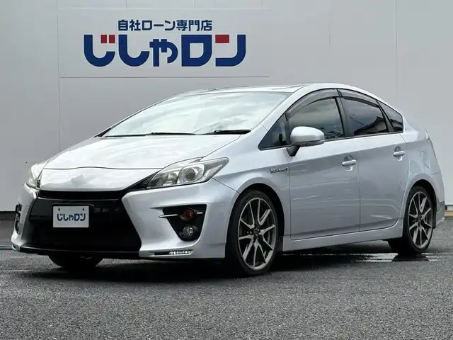 トヨタ プリウス S ツーリングセレ G’s 埼玉県 2013(平25)年 11.2万km シルバーM (株)IDOMが運営する【じしゃロン鳩ヶ谷店】の自社ローン専用車両になりますこちらは現金またはオートローンご利用時の価格です。自社ローンご希望の方は別途その旨お申付け下さい/ＳＤナビ/　(CD/DVD/SD/Bluetooth接続)/フルセグテレビ/バックカメラ/ＥＴＣ/スマートエントリー/プッシュスタート/オートライト/電動格納ミラー/サイド＆カーテンエアバッグ/ＨＩＤヘッドライト/フロントＬＥＤイルミネーションビーム