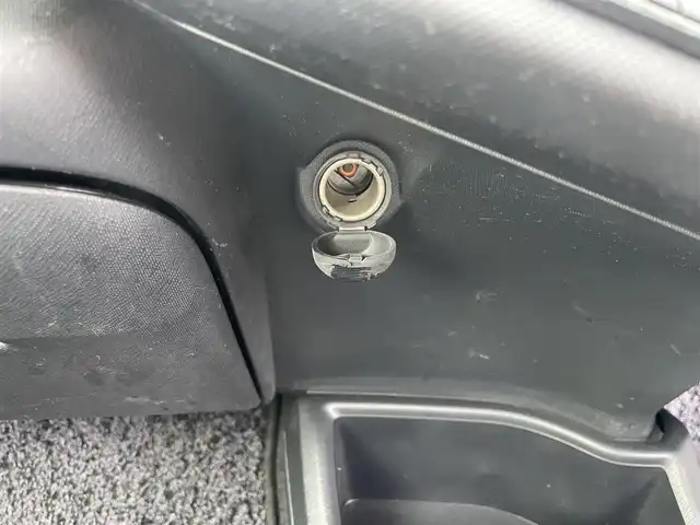 トヨタ アクア S 島根県 2015(平27)年 4.5万km ディープアメジストマイカメタリック ワンオーナー/純正ＳＤナビ/フルセグTV/ＤＶＤ再生/Ｂｌｕｅｔｏｏｔｈ/スマートキー/プッシュスタート/アイドリングストップ/オートライト　/オートエアコン/横滑り防止装置　/純正フロアマット　/保証書　/取扱説明書　/スペアキー１本/スタッドレスタイヤ＆ホイール4本セット積込み