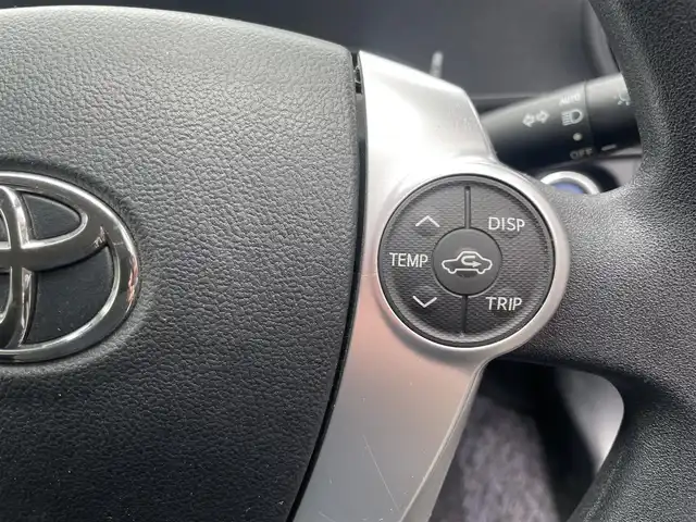 トヨタ アクア S 島根県 2015(平27)年 4.5万km ディープアメジストマイカメタリック ワンオーナー/純正ＳＤナビ/フルセグTV/ＤＶＤ再生/Ｂｌｕｅｔｏｏｔｈ/スマートキー/プッシュスタート/アイドリングストップ/オートライト　/オートエアコン/横滑り防止装置　/純正フロアマット　/保証書　/取扱説明書　/スペアキー１本/スタッドレスタイヤ＆ホイール4本セット積込み