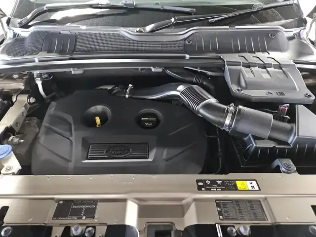 ランドローバー レンジローバーイヴォーク HSEダイナミック 香川県 2016(平28)年 2.4万km ゴールド 4WD/純正ナビ/フルセグTV/バックカメラ/クルーズコントロール/パーキングアシストセンサー/HIDヘッドランプ/オートライト/ターボ/ブラックデザインパック/革巻きステアリング/ステアリングスイッチ/オックスフォード革シート/前席パワーシート/シートヒーター/純正20インチアルミホイール/スマートキー/キーレスエントリー/禁煙車