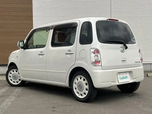 ダイハツ ミラ ココア X 秋田県 2016(平28)年 11.1万km パールホワイトⅢ ４WD/社外HDDナビ（DVD/CD/AM/FM）/ワンセグ（走行中視聴可能）/スマートキー/アイドリングストップ/ETC/純正フロアマット/純正ドアバイザー/オートエアコン/パワーステアリング/パワーウィンドウ/ヘッドライトレベライザー/盗難防止装置/寒冷地仕様/電動格納ミラー/保証書/取扱説明書/記録簿