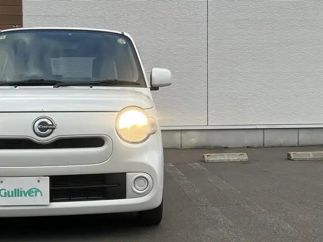 ダイハツ ミラ ココア X 秋田県 2016(平28)年 11.1万km パールホワイトⅢ ４WD/社外HDDナビ（DVD/CD/AM/FM）/ワンセグ（走行中視聴可能）/スマートキー/アイドリングストップ/ETC/純正フロアマット/純正ドアバイザー/オートエアコン/パワーステアリング/パワーウィンドウ/ヘッドライトレベライザー/盗難防止装置/寒冷地仕様/電動格納ミラー/保証書/取扱説明書/記録簿