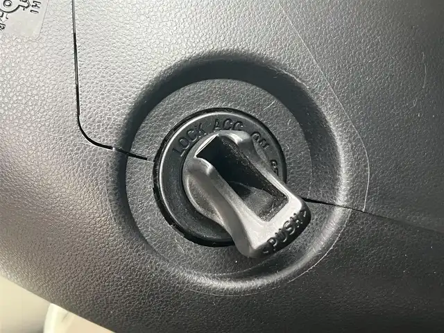 ダイハツ ミラ ココア X 秋田県 2016(平28)年 11.1万km パールホワイトⅢ ４WD/社外HDDナビ（DVD/CD/AM/FM）/ワンセグ（走行中視聴可能）/スマートキー/アイドリングストップ/ETC/純正フロアマット/純正ドアバイザー/オートエアコン/パワーステアリング/パワーウィンドウ/ヘッドライトレベライザー/盗難防止装置/寒冷地仕様/電動格納ミラー/保証書/取扱説明書/記録簿