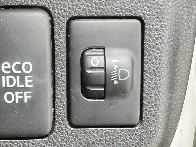 ダイハツ ミラ ココア X 秋田県 2016(平28)年 11.1万km パールホワイトⅢ ４WD/社外HDDナビ（DVD/CD/AM/FM）/ワンセグ（走行中視聴可能）/スマートキー/アイドリングストップ/ETC/純正フロアマット/純正ドアバイザー/オートエアコン/パワーステアリング/パワーウィンドウ/ヘッドライトレベライザー/盗難防止装置/寒冷地仕様/電動格納ミラー/保証書/取扱説明書/記録簿