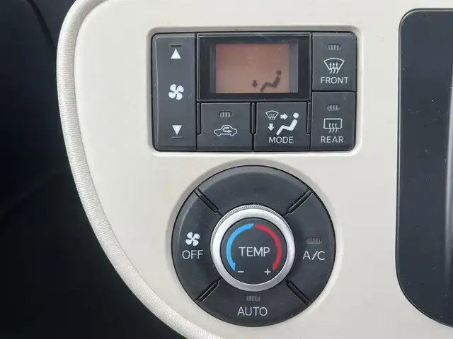 ダイハツ ミラ ココア X 秋田県 2016(平28)年 11.1万km パールホワイトⅢ ４WD/社外HDDナビ（DVD/CD/AM/FM）/ワンセグ（走行中視聴可能）/スマートキー/アイドリングストップ/ETC/純正フロアマット/純正ドアバイザー/オートエアコン/パワーステアリング/パワーウィンドウ/ヘッドライトレベライザー/盗難防止装置/寒冷地仕様/電動格納ミラー/保証書/取扱説明書/記録簿