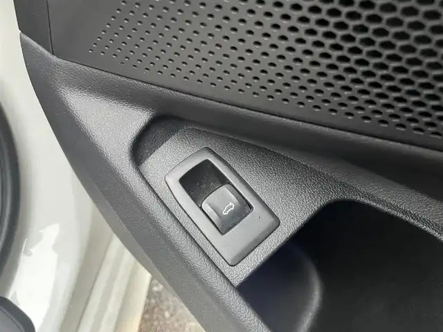 ＢＭＷ ３２０ｄ xDrive Mスポーツ 栃木県 2020(令2)年 4.1万km アルピンホワイトⅢ ワンオーナー/純正ナビ（BT/フルセグ/AppleCarPlay/AM/FM）/置くだけ充電/全方位カメラ/前席パワーシート/コンフォートアクセス/パーキングアシスト/アクティブクルーズコントロール/前後ドライブレコーダー/前席シートヒーター/パワートランクフード/ETC一体型ルームミラー