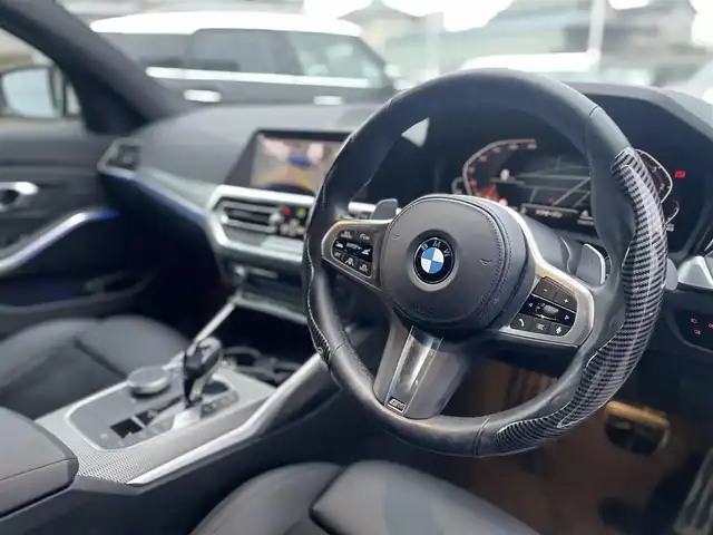 ＢＭＷ ３２０ｄ xDrive Mスポーツ 栃木県 2020(令2)年 4.1万km アルピンホワイトⅢ ワンオーナー/純正ナビ（BT/フルセグ/AppleCarPlay/AM/FM）/置くだけ充電/全方位カメラ/前席パワーシート/コンフォートアクセス/パーキングアシスト/アクティブクルーズコントロール/前後ドライブレコーダー/前席シートヒーター/パワートランクフード/ETC一体型ルームミラー