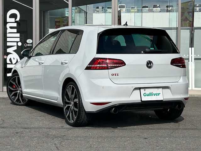 フォルクスワーゲン ゴルフ ＧＴＩ パフォーマンス 青森県 2014(平26)年 2.7万km ピュアホワイト 500台限定特別仕様車/ワンオーナー/19インチAW/GTIレッドブレーキキャリパー/パドルシフト/アダプティブクルーズコントロール/保証書/取扱説明書/ナビ説明書/ディーラー記録簿H27/H29/R1.3.4.5.7有/純正ナビ（ＡＵＸ/BlueTooth）/ICクーラー付きturbo/ブレーキホールド/コーナーセンサー/横滑り防止/ETC/スペアキー