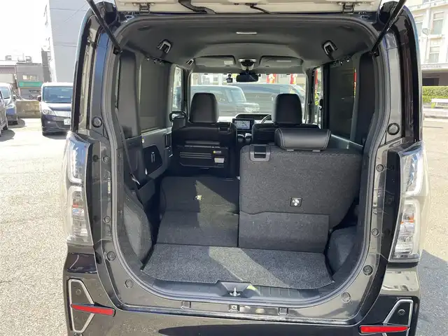 ダイハツ タント カスタム RS 熊本県 2019(令1)年 4.9万km パールブラック 両側パワースライドドア/社外メモリナビ（AVN-LS02W）/フルセグTV/CD/USB/Bluetooth/バックカメラ/スマートアシスト/ハーフレザーシート/シートヒーター/純正15インチアルミホイール/純正エアロ/LEDヘッドライト/ビルトインETC/スマートキー2個/プッシュスタート/新車時保証書/取扱説明書