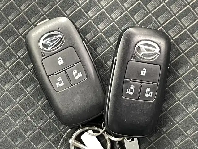 ダイハツ タント カスタム RS 熊本県 2019(令1)年 4.9万km パールブラック 禁煙車/社外前後ドライブレコーダー/両側パワースライドドア/ECLIPSESDナビ（AVN-LS02W）/フルセグTV・CD・DVD・USBBluetooth・SD/バックカメラ/ビルトインETC/アイドリングストップ/衝突軽減ブレーキ/横滑り防止/パーキングアシスト/前席シートヒーター/前後クリアランスソナー/サンシェード/ハーフレザーシート/純正フロアマット/純正１５インチAW/オートライト/LEDヘッドライト/フォグランプ/スマートキー/プッシュスタート/スペアキー1本/保証書/取扱説明書