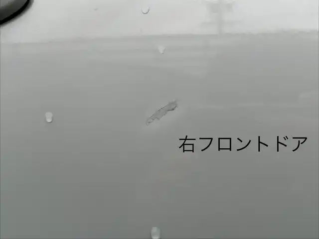 マツダ ＭＸ－３０ 三重県 2022(令4)年 4.8万km セラミックメタリック ベーシックパッケージ・交通標識認識/ドアミラーヒーター/アドバンストキーレスエントリーシステム/インダストリアルクラッシクパッケージ/インテリアパッケージ・フレームレス自動防眩ルームミラー/ブラウン合皮巻き（ニーレストパッド/フロントドアトリム/リアサイドトリム）/ブラウン合皮ブラッククロスコンビシート/エクステリアパッケージ・高輝度ダーク塗装アルミ/ユーティリティパッケージ・ドアミラー自動防眩/リバース連動・ステアリングヒーター・メモリー機能付パワーシート（運転席）・シートヒーター（前席）/360度セーフティパッケージ・360度ビューモニター/ドライバーモニタリング/セーフティパッケージ・クルージング/トラフィックサポート/スマートブレーキサポート(右直事故回避アシスト)/前側方接近車両検知/アダプティブLEDヘッドランプ/シグネチャーLEDランプ/デイタイムランニングライト/シグネチャーランプ付LEDリアコンビネーションランプ/i-アクティブセンス・ブラインドスポットモニター/レーンキープアシストシステム/スマートブレーキサポート/ナビ（FM/AM/USB/DTV/HDMI/Bluetooth/ＳＤ）/ヘッドアップディスプレイ