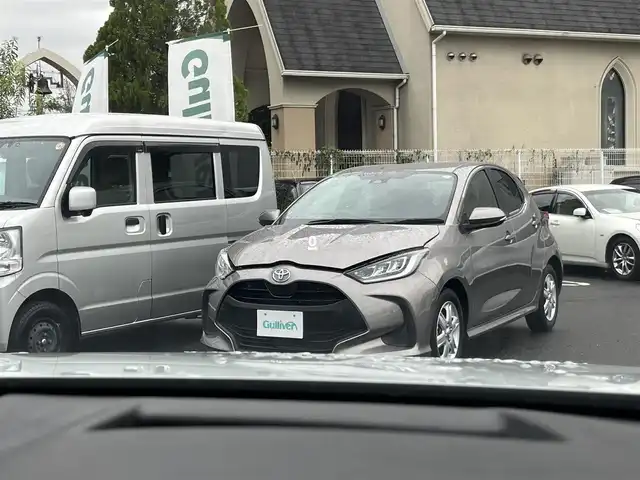 マツダ ＭＸ－３０ 三重県 2022(令4)年 4.8万km セラミックメタリック ベーシックパッケージ・交通標識認識/ドアミラーヒーター/アドバンストキーレスエントリーシステム/インダストリアルクラッシクパッケージ/インテリアパッケージ・フレームレス自動防眩ルームミラー/ブラウン合皮巻き（ニーレストパッド/フロントドアトリム/リアサイドトリム）/ブラウン合皮ブラッククロスコンビシート/エクステリアパッケージ・高輝度ダーク塗装アルミ/ユーティリティパッケージ・ドアミラー自動防眩/リバース連動・ステアリングヒーター・メモリー機能付パワーシート（運転席）・シートヒーター（前席）/360度セーフティパッケージ・360度ビューモニター/ドライバーモニタリング/セーフティパッケージ・クルージング/トラフィックサポート/スマートブレーキサポート(右直事故回避アシスト)/前側方接近車両検知/アダプティブLEDヘッドランプ/シグネチャーLEDランプ/デイタイムランニングライト/シグネチャーランプ付LEDリアコンビネーションランプ/i-アクティブセンス・ブラインドスポットモニター/レーンキープアシストシステム/スマートブレーキサポート/ナビ（FM/AM/USB/DTV/HDMI/Bluetooth/ＳＤ）/ヘッドアップディスプレイ