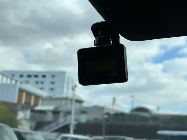 マツダ ＣＸ－５ XD 長崎県 2014(平26)年 13.8万km ジェットブラックマイカ 純正SDナビ(FM/AM/BT/フルセグ)/プッシュスタート/スマートキー/MTモード付AT/アイドリングストップ/クルーズコントロール/バックカメラ/ETC/ドラレコ/純正フロアマット/社外17インチアルミホイール/ABS/TCS/リヤビークルモニタリング/アダプティブ・フロントライティング・システム/オートライト/SRSエアバッグ/ISOFIX/取扱説明書/保証書