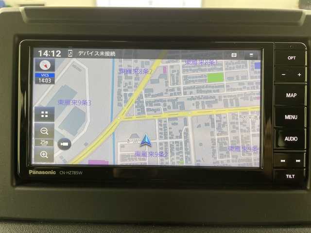 スズキ ジムニー シエラ JC 道央・札幌 2023(令5)年 0.4万km ピュアホワイトP ・４WD/スズキ セーフティ サポート/・デュアルセンサーブレーキサポート　/・純正メモリナビ/・CD/DVD/USB/SD/フルセグTV/・Bluetooth接続/・クルーズコントロール/・レーンキープアシスト/・ヒルディセントコントロール/・純正前後ドライブレコーダー/・LEDオートライト/・前席シートヒーター/・ステアリングスイッチ/・純正フロアマット/・電動格納ミラー/ミラーヒーター/・スマートキー/スペアキー