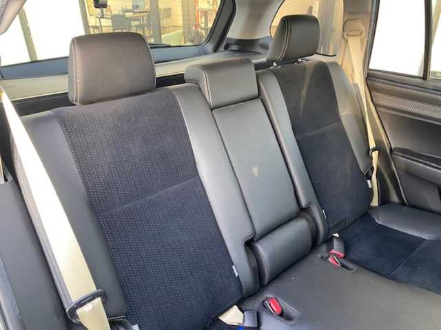 トヨタ カローラ フィールダー 1．5G エアロツアラー W×B 兵庫県 2013(平25)年 11.5万km ブラック ・社外SDナビ/・バックカメラ/・フルセグTV/・キセノン/・スマートキー/・ハーフレザーシート