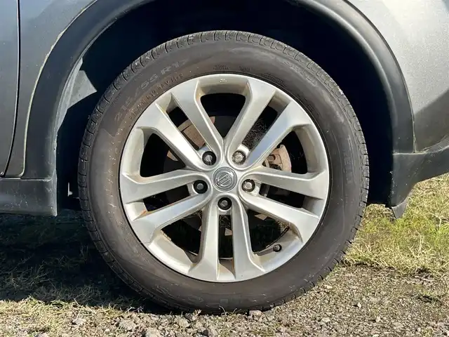 日産 ジューク 15RX 静岡県 2011(平23)年 8.7万km ダークメタルグレー ユーザー買取車両/社外SDナビ（CN-MW250D）/【AM/FM/TV】/純正ハロゲンヘッドライト/純正17インチAW/エンジンスタートボタン/スマートキー/バックカメラ/オートライト/保証書/取扱説明書