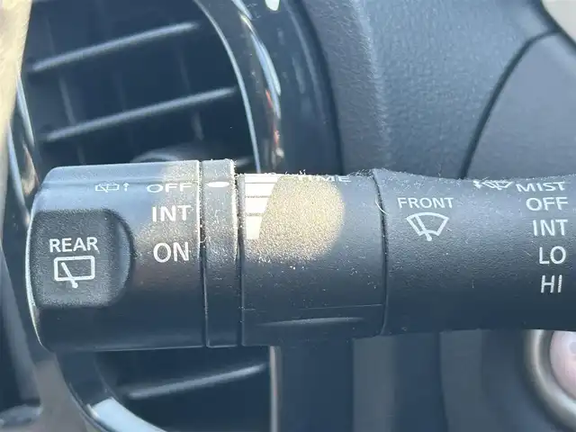 日産 ジューク 15RX 静岡県 2011(平23)年 8.7万km ダークメタルグレー ユーザー買取車両/社外SDナビ（CN-MW250D）/【AM/FM/TV】/純正ハロゲンヘッドライト/純正17インチAW/エンジンスタートボタン/スマートキー/バックカメラ/オートライト/保証書/取扱説明書