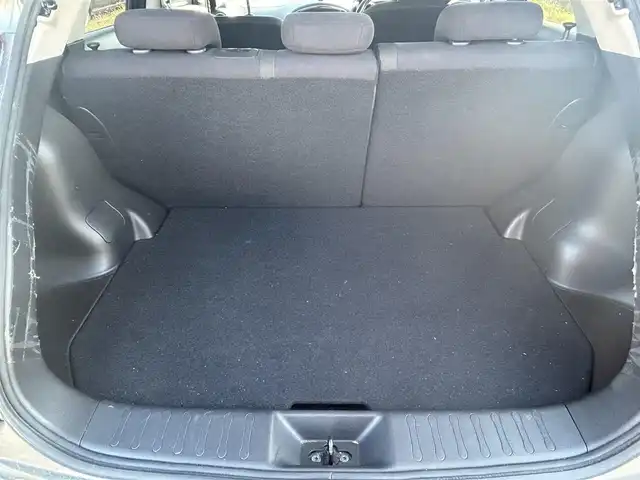 日産 ジューク 15RX 静岡県 2011(平23)年 8.7万km ダークメタルグレー ユーザー買取車両/社外SDナビ（CN-MW250D）/【AM/FM/TV】/純正ハロゲンヘッドライト/純正17インチAW/エンジンスタートボタン/スマートキー/バックカメラ/オートライト/保証書/取扱説明書