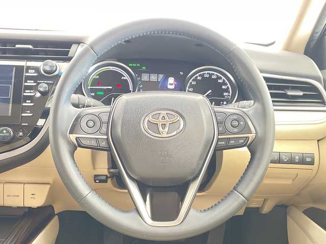 トヨタ カムリ G レザーパッケージ 愛知県 2018(平30)年 1.7万km プラチナホワイトパールマイカ トヨタセーフティセンス/純正8型ナビ　SDカードなし/モデリスタエアロ/レーダークルーズコントロール/ベージュレザー/シートヒーター/バックカメラ/パワーシート/コーナーセンサー/純正アルミホイール/ETC2.0/ブラインドスポットモニター/LEDヘッドライト/オートマチックハイビーム/ドライブレコーダー/衝突軽減システム/フルセグ/CD DVD/Bluetooth/ステアリングスイッチ/スマートキー/プッシュスタート