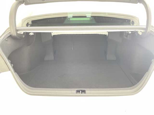 トヨタ カムリ G レザーパッケージ 愛知県 2018(平30)年 1.7万km プラチナホワイトパールマイカ トヨタセーフティセンス/純正8型ナビ　SDカードなし/モデリスタエアロ/レーダークルーズコントロール/ベージュレザー/シートヒーター/バックカメラ/パワーシート/コーナーセンサー/純正アルミホイール/ETC2.0/ブラインドスポットモニター/LEDヘッドライト/オートマチックハイビーム/ドライブレコーダー/衝突軽減システム/フルセグ/CD DVD/Bluetooth/ステアリングスイッチ/スマートキー/プッシュスタート