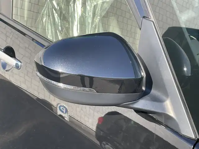 日産 セレナ e－パワー X 福岡県 2023(令5)年 1.8万km ダイヤモンドブラック 社外SDナビ(フルセグTV/BT/AM/FM)/バックカメラ/プロパイロット/エマージェンシーブレーキ/コーナーセンサー/ブラインドスポットモニター/片側パワスラ/ビルトインETC/USBポート/純正LEDヘッドライト/純正フロアマット/オートハイビーム/スマートキー/プッシュスタート